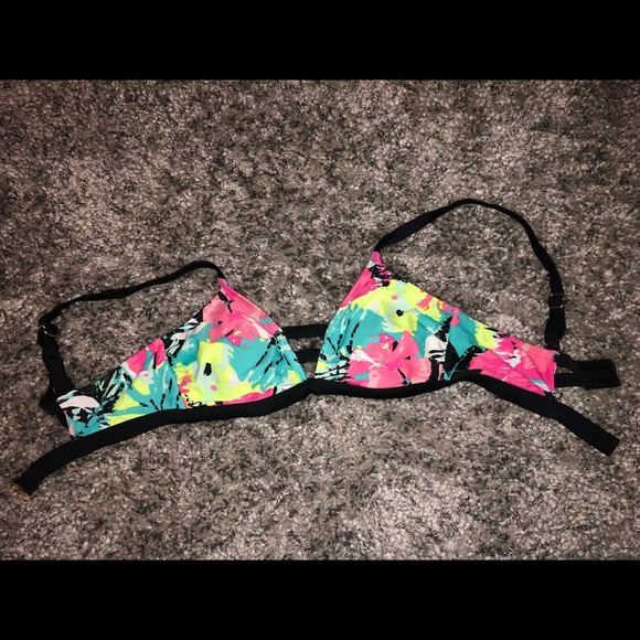 Printed bathing suit from Target - Picture 1 of 7